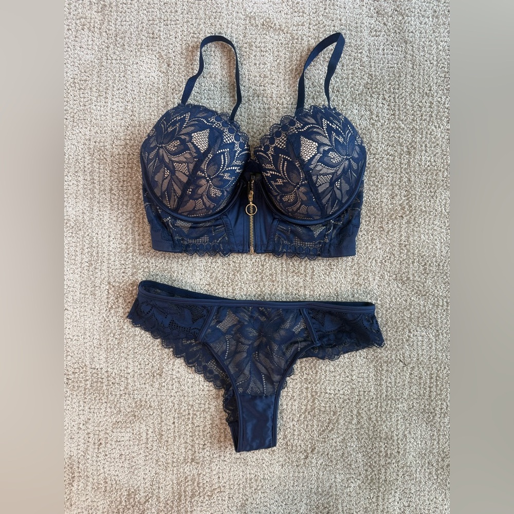 Bras N Things Navy Blue Lace Push-Up Bra and Bikini Set
